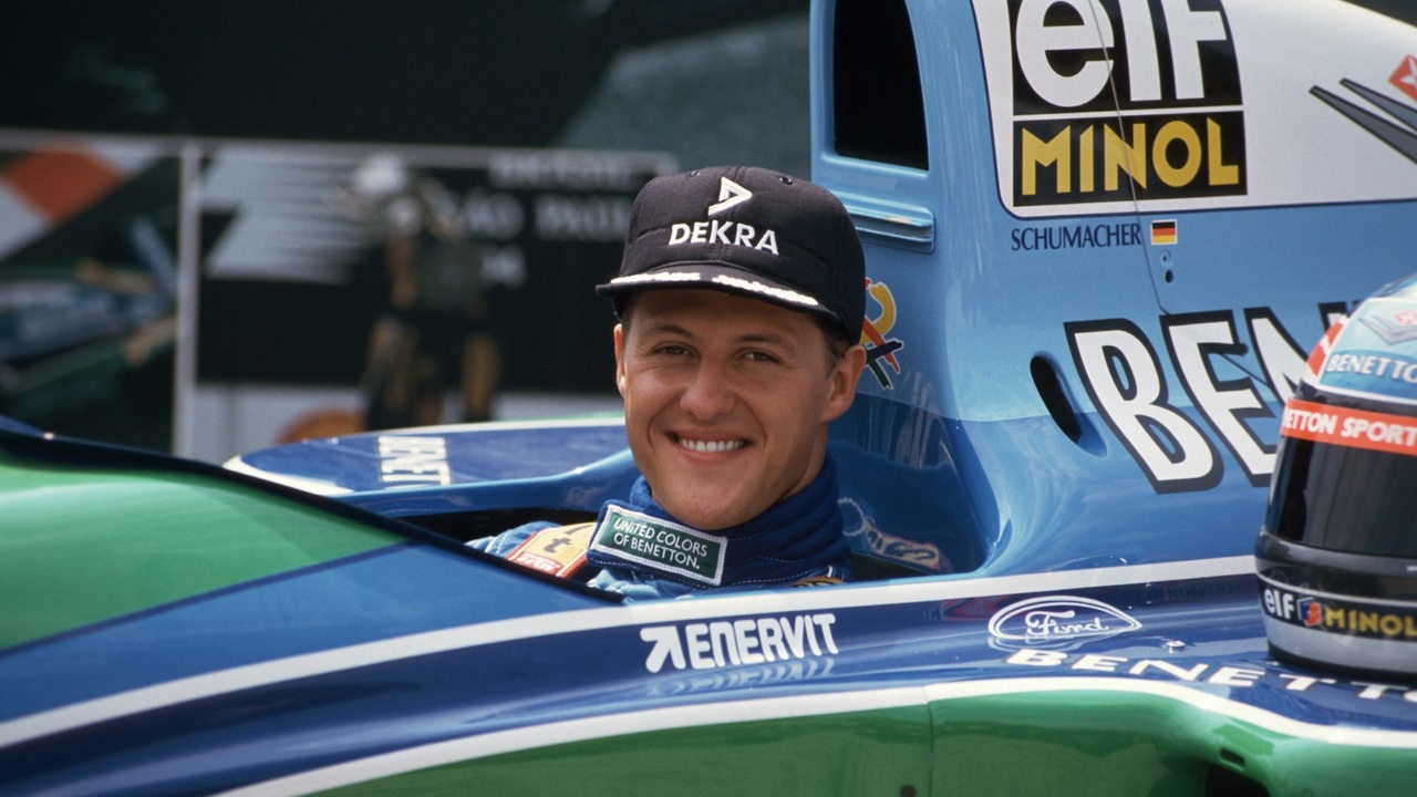 Michael Schumacher 1994 im Cockpit seines Benetton B194 F1 